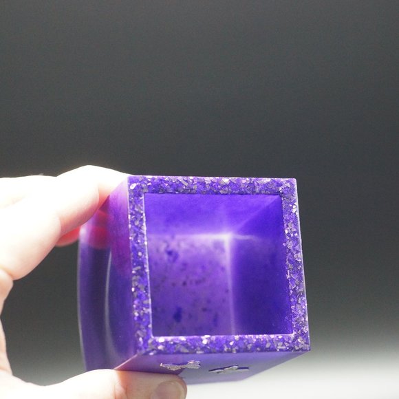 NWOT Purple Resin Container, Bath Accessory - Picture 7 of 11
